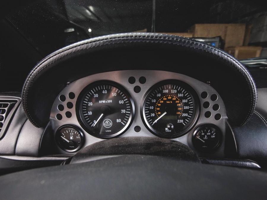 Панель приборов Lotus Esprit V8 SE 2001 года  (фото 13 из 66)